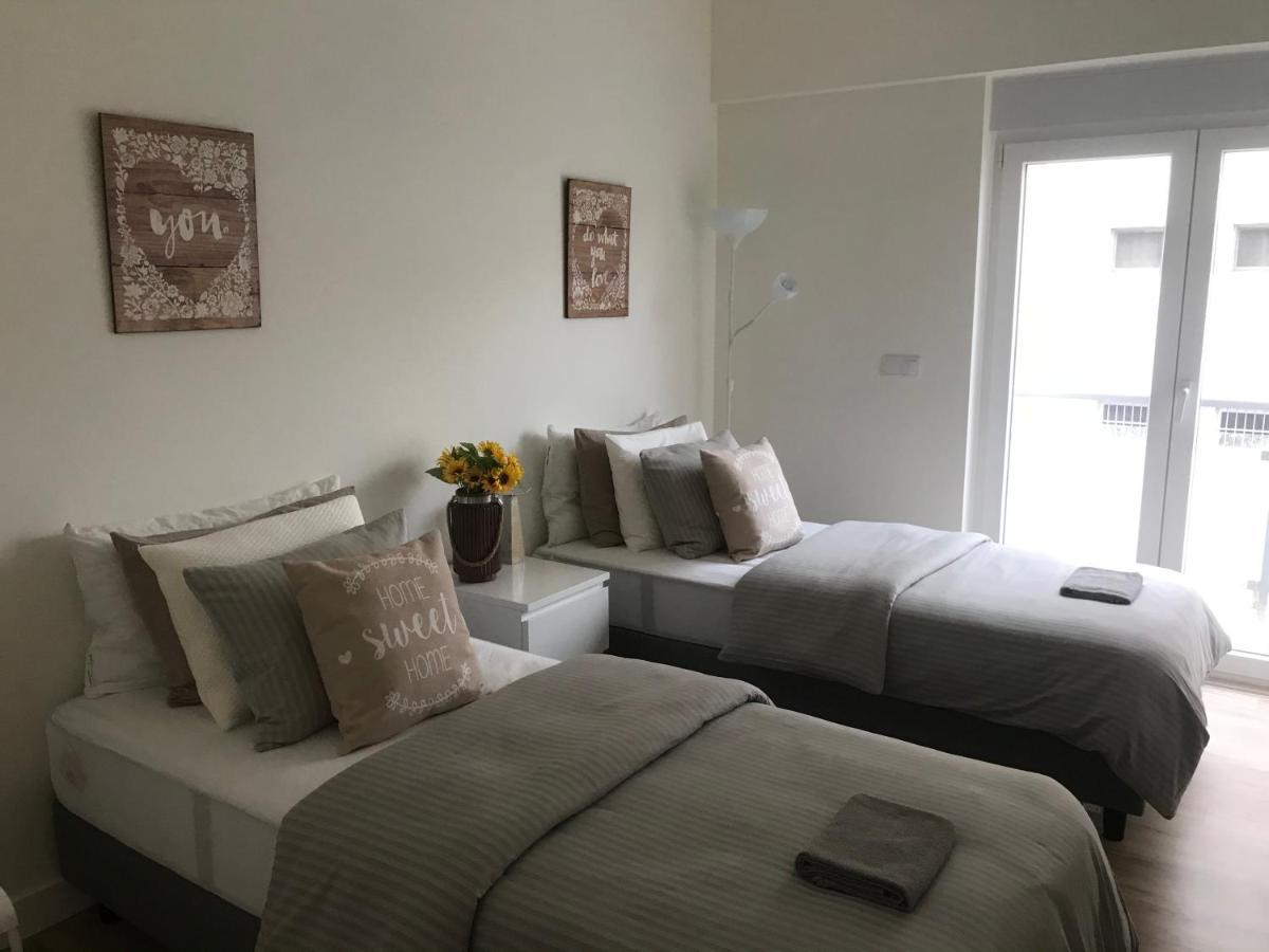 Modern Twin Room With A Balcony Montijo Exterior foto