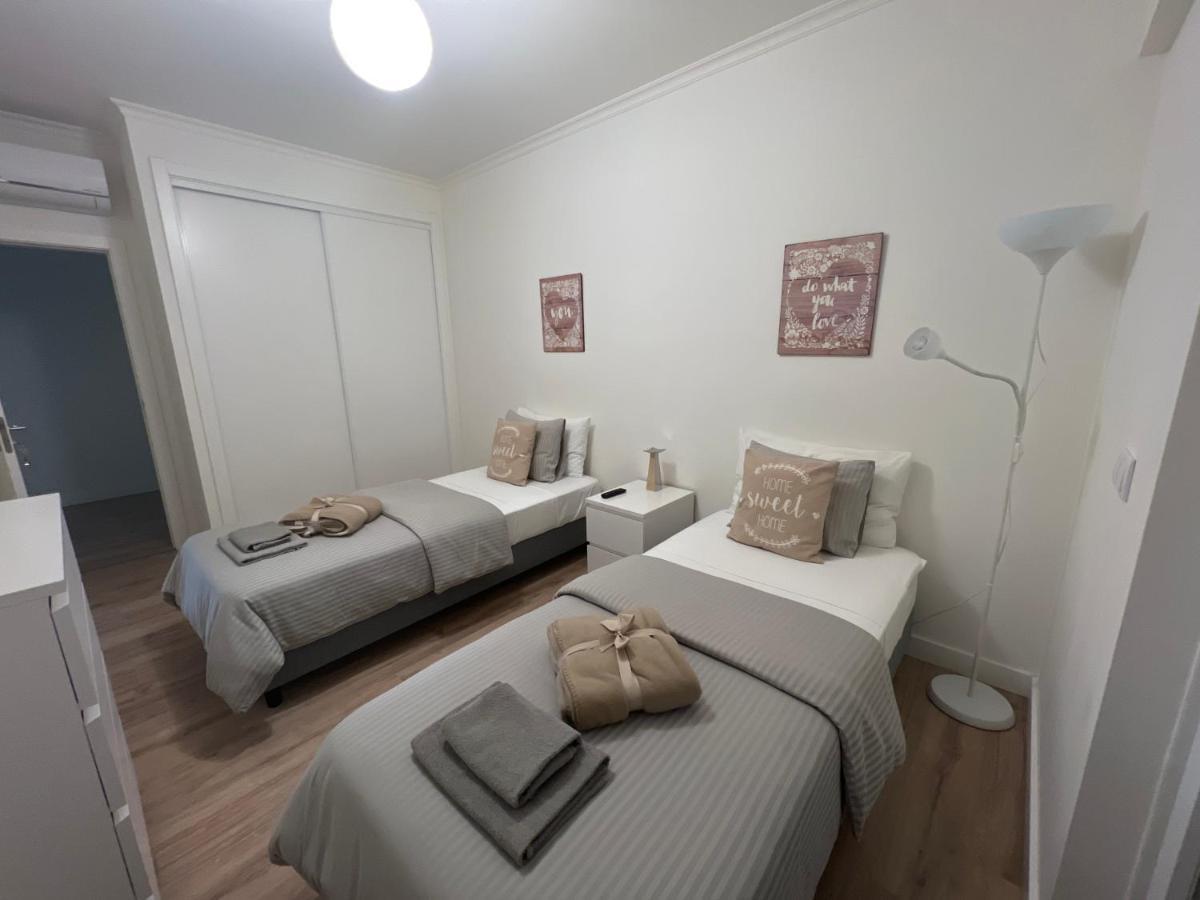 Modern Twin Room With A Balcony Montijo Exterior foto