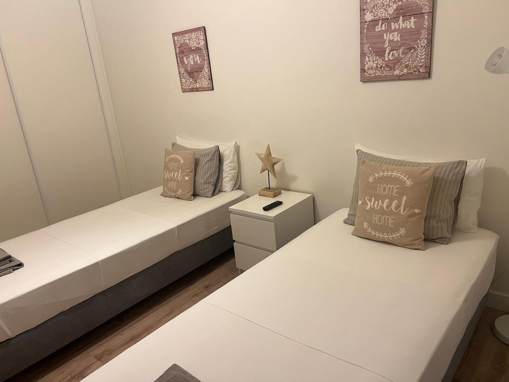 Modern Twin Room With A Balcony Montijo Exterior foto